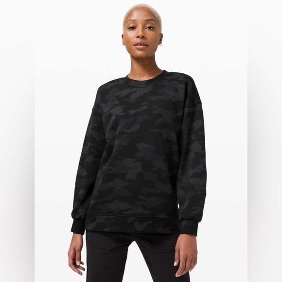 lululemon athletica Sweaters - Lululemon Perfectly Oversized Crew
Heritage 365 Camo Deep Coal Multi size 2 EUC